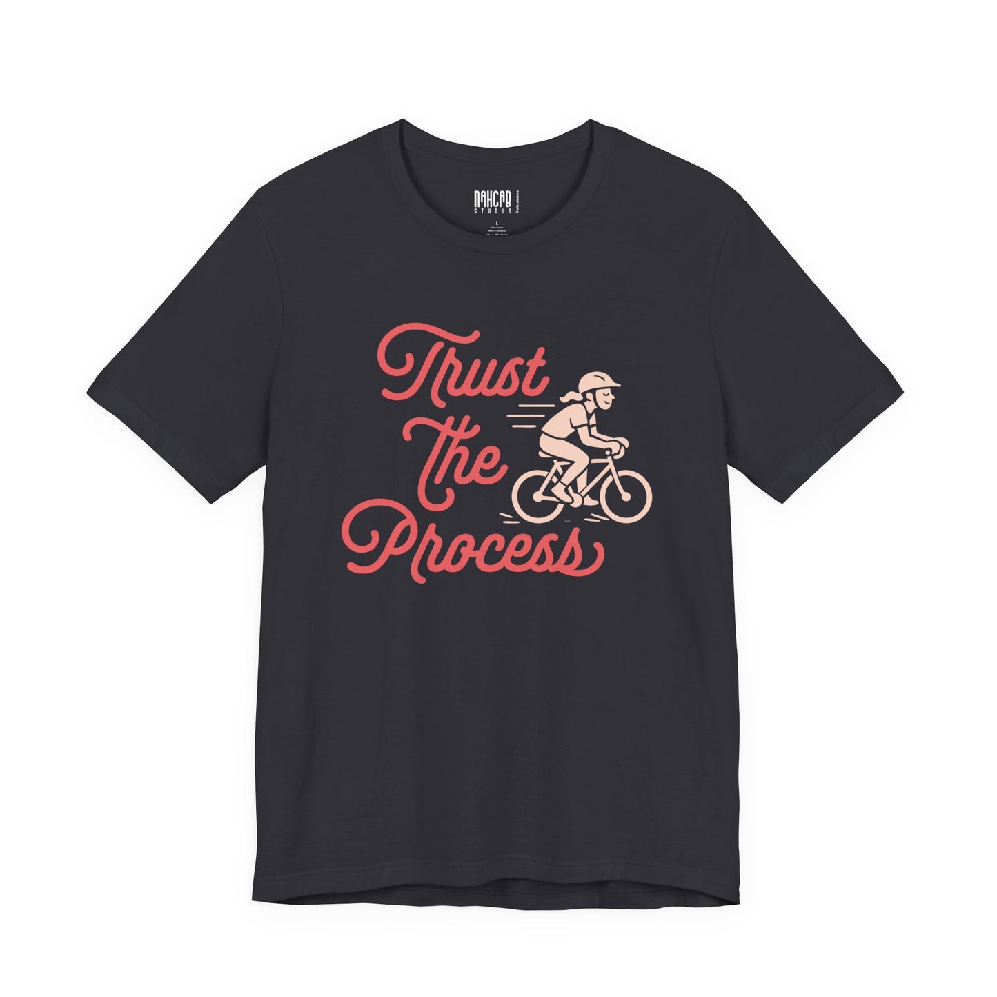 Trust the Process — Camiseta Unisex Softstyle (Diseño Ciclista)